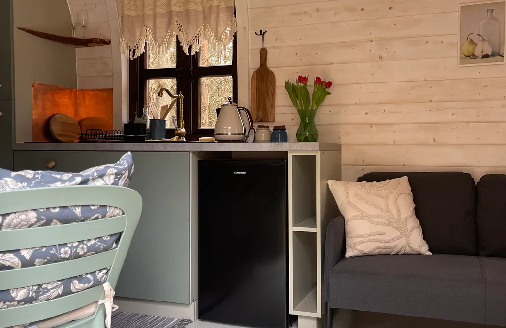 AlohaCamp Domek w lesie z alpakami 4