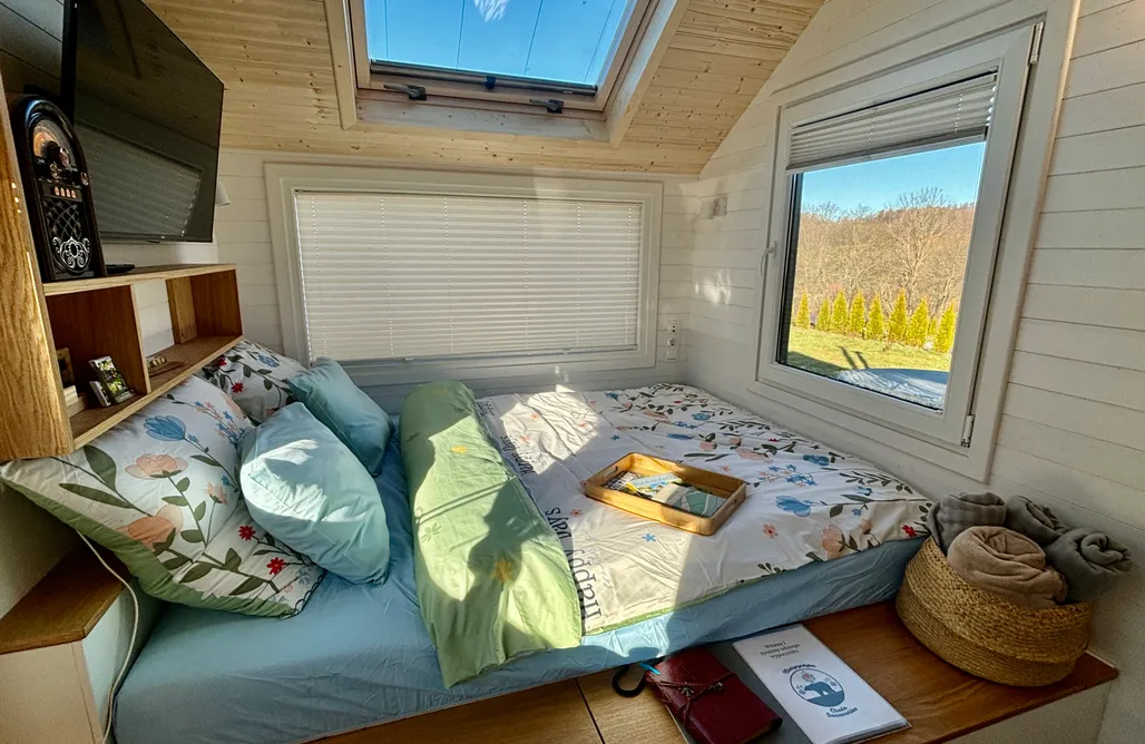 AlohaCamp D13 domek z oknem na gwiazdy, jacuzzi , kominek 420m2 ogród, + sauna basen 3