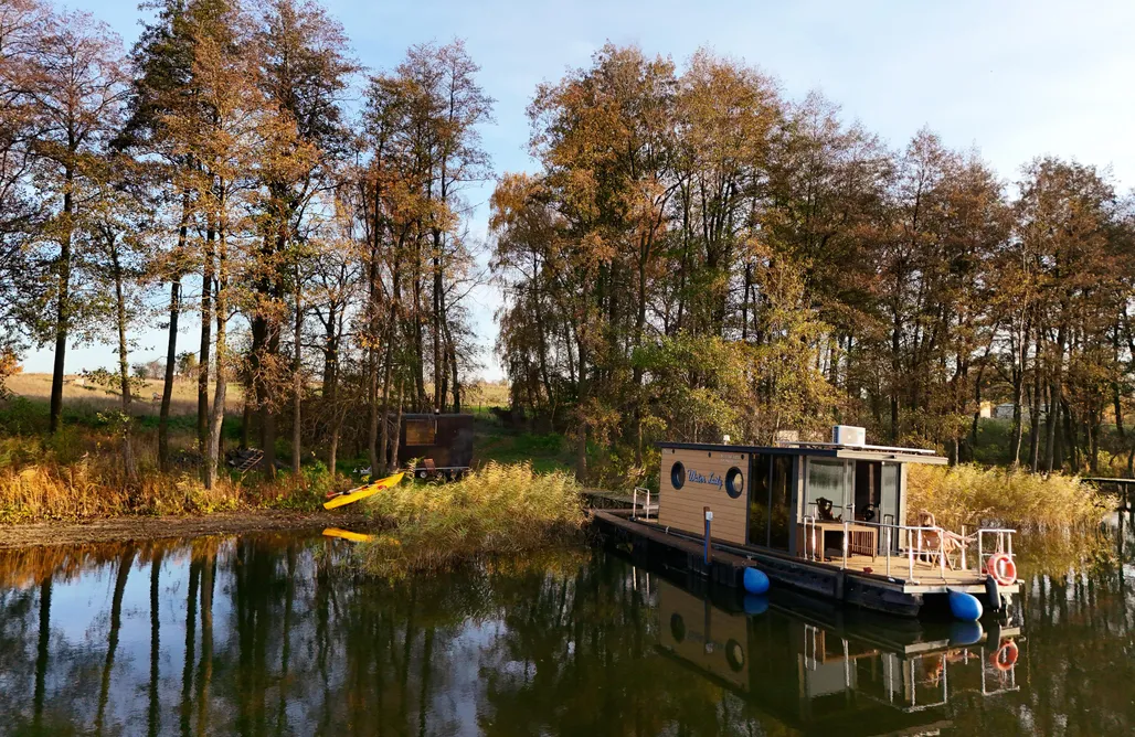 Houseboat Pałuki AlohaCamp