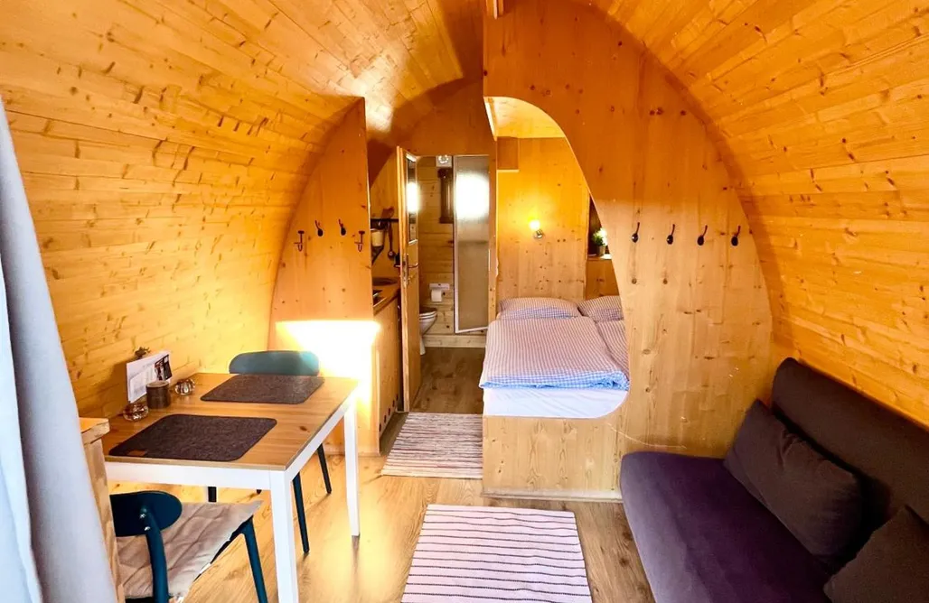 AlohaCamp Studio mit Schlafsofa 3