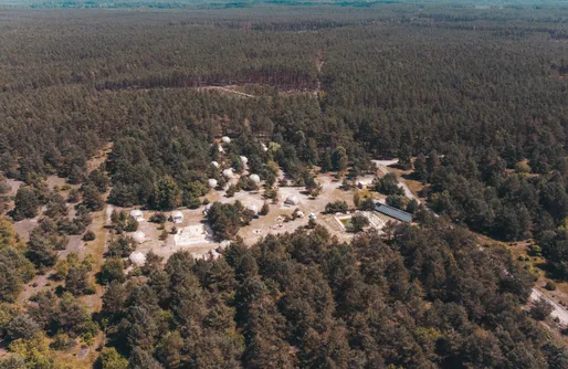 Zdjęcie obiektu Amalia Glamp - Całoroczny