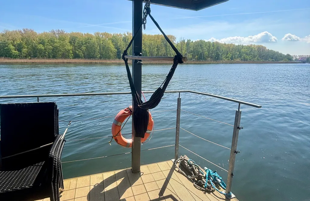 AlohaCamp Dom na wodzie Morgan 1 1