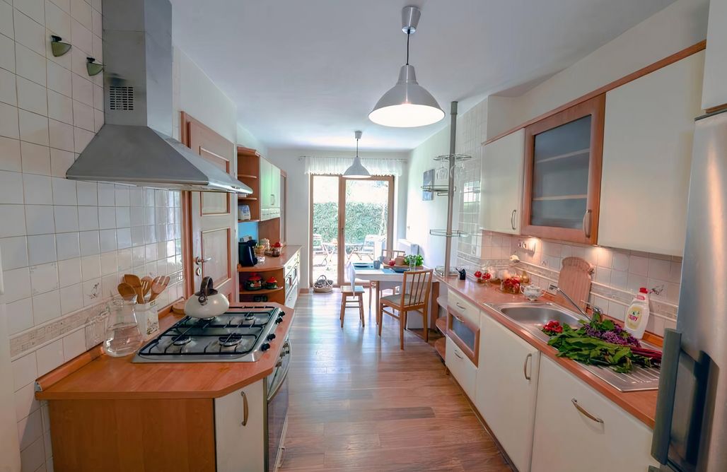 AlohaCamp Chatka Czarny Bocian 2