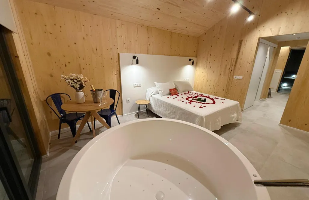 AlohaCamp A LAGOA (JACUZZI) 4