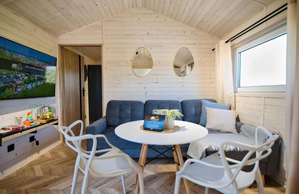 AlohaCamp Domek Exclusive numer 8 2