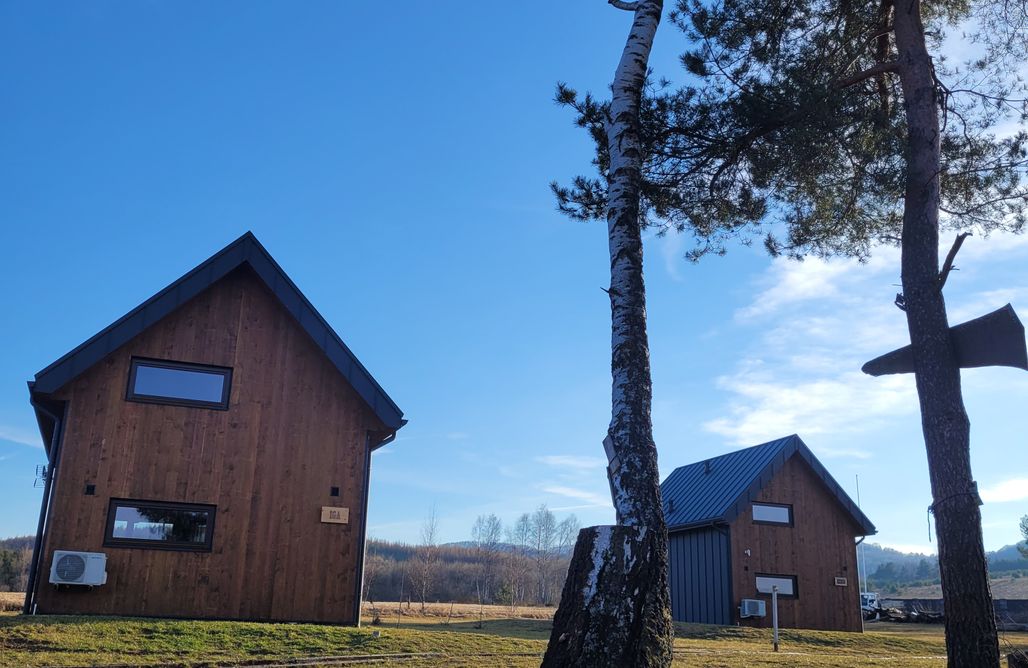 Winiarnia nad Jeziorem Domek Iga Czarny 2