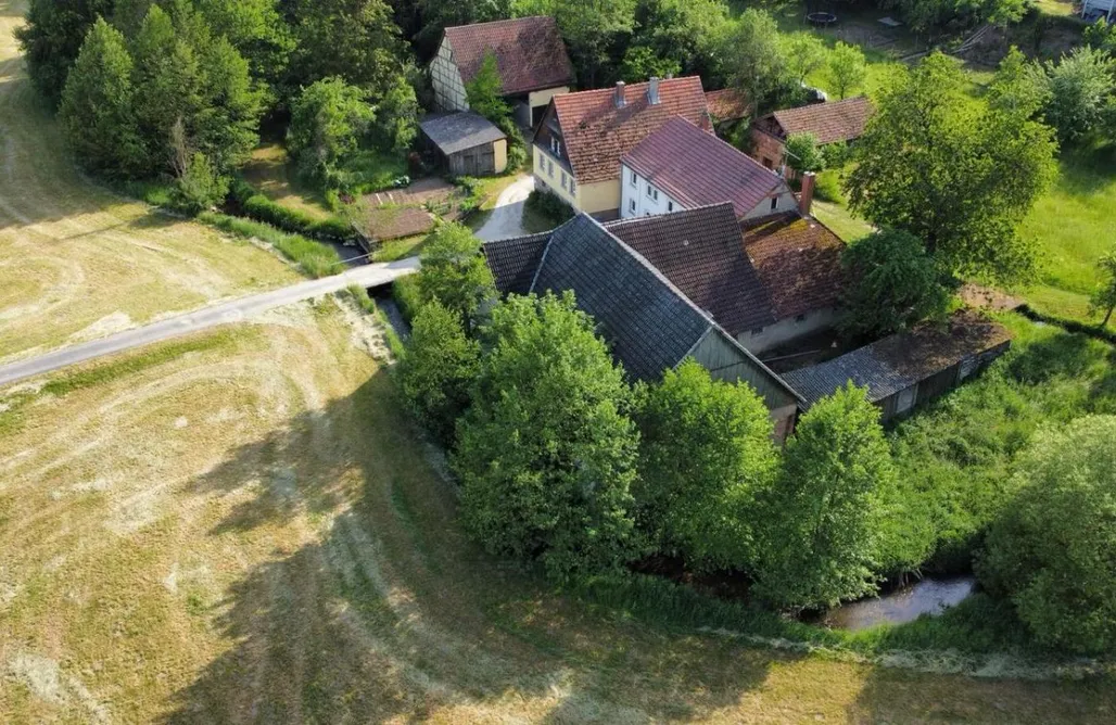 Urlaub Tirol Idyllisches Ferienhaus Reitlesmühl für 8 Personen in der Rhön 2