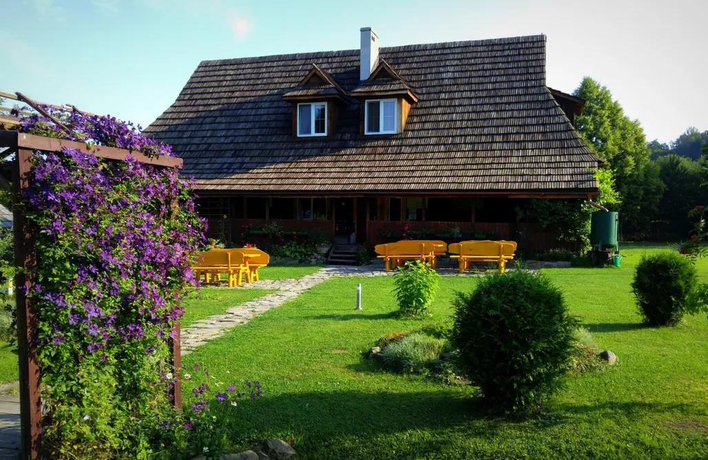 Hotel z animacjami dla dzieci w górach Noclegi U Lestka - Bieszczady przez cały rok! 1