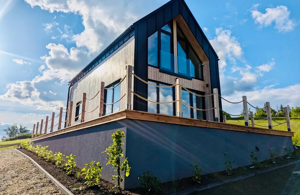 Wichrowy Domek AlohaCamp