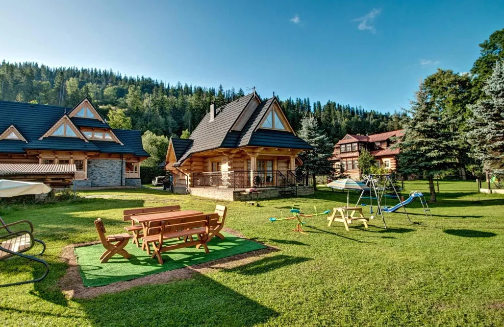 Fajne Miejsca na Wakacje w Polsce Domek drewniany luxury cottage Dabrowa 3