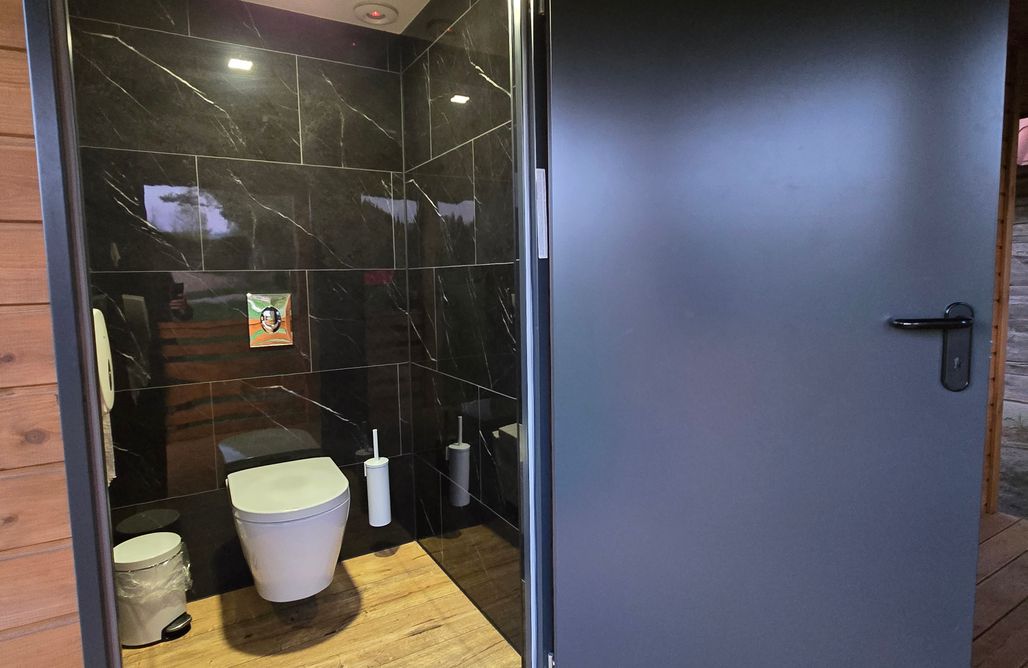 AlohaCamp Miejsce dla kamperów lub przyczep 1 2