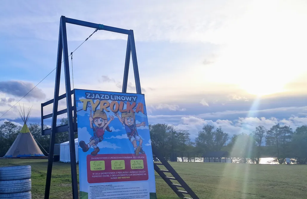 AlohaCamp Pole namiotowe - Oaza  4