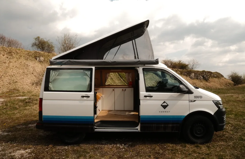 Hébergement AlohaCamp Campervan - Olaf 1