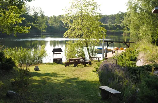 Zdjęcie obiektu Parcele kempingowe + prąd - Camping Forteca 