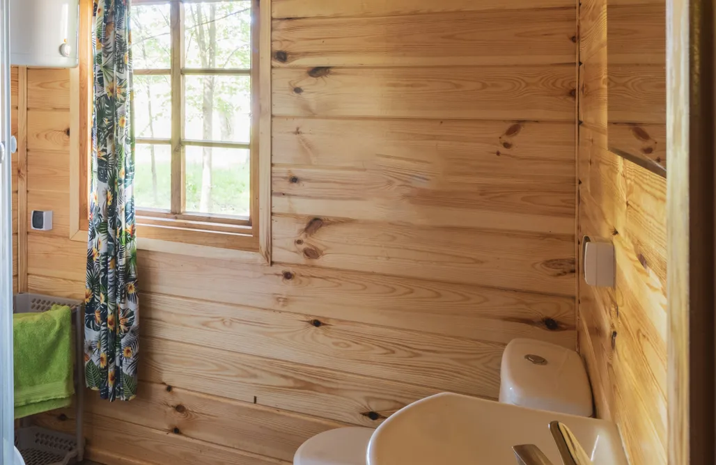 Górny Gród Domki Chatka w lesie 1