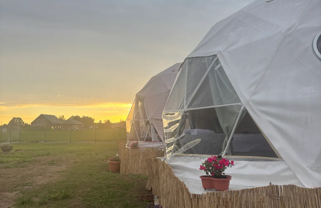 Długopole Zdrój noclegi Glamping Izerska Bajka 2
