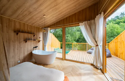 Zdjęcie obiektu Domki na drzewie - Kołobrzeg - Sauna - PolanaGlamp