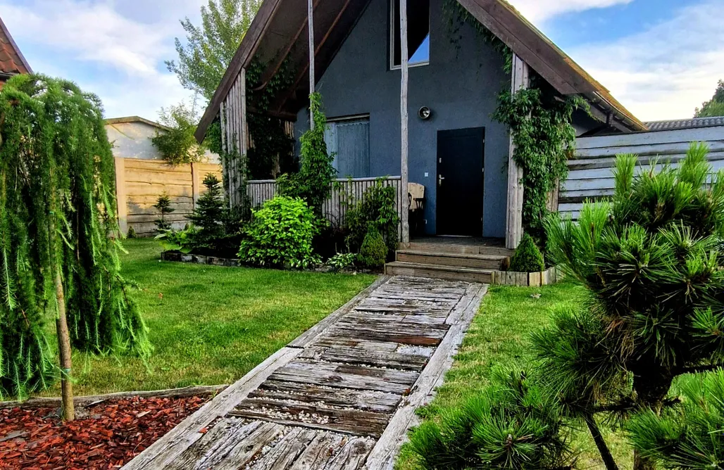 AlohaCamp Village House 1