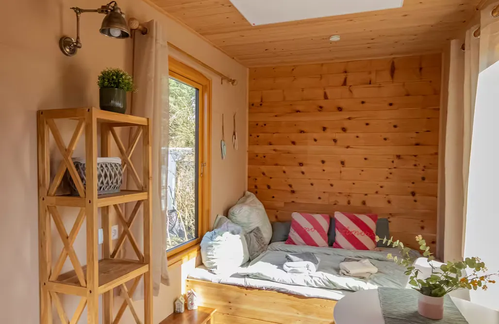 AlohaCamp Tiny House Joy 4