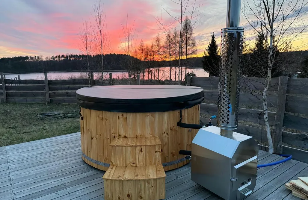 noclegi AlohaCamp Monialuki z sauną i jacuzzi 5