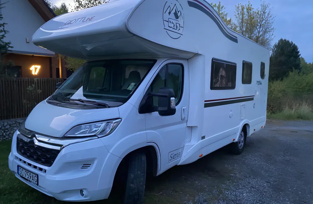 Camper - Giotti AlohaCamp