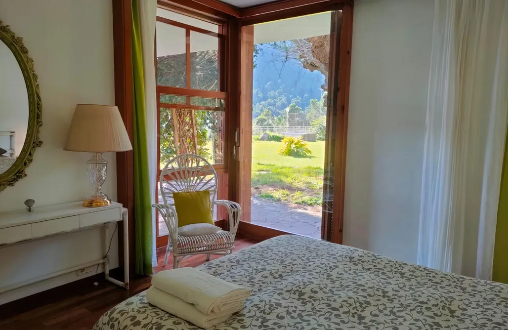 AlohaCamp Villa Montgrau 2