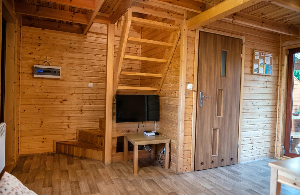 AlohaCamp Domek Drewniany 4