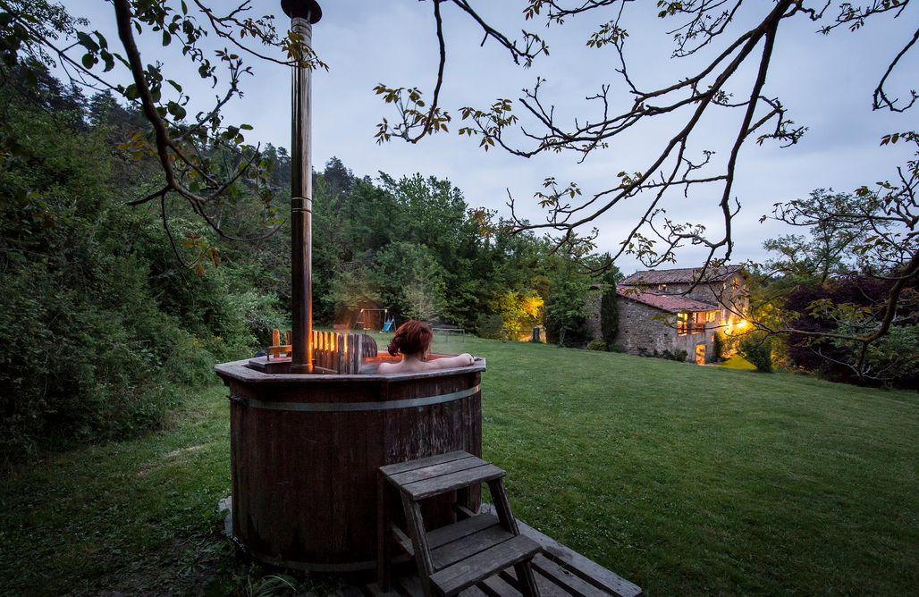Alojamiento en La Vall de Bianya La Font  3