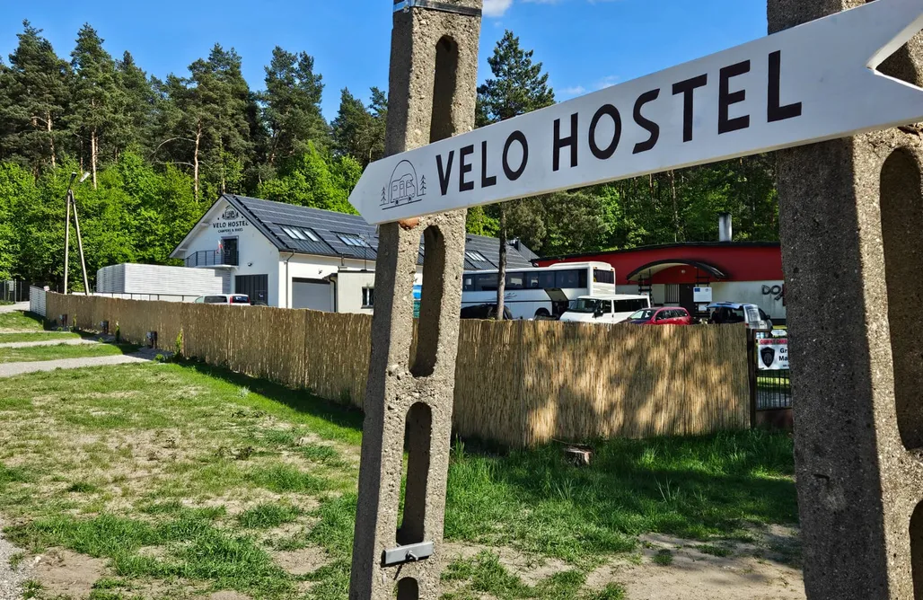 noclegi AlohaCamp Miejsce kamperowe - Velo Hostel Campers & Bikes 5