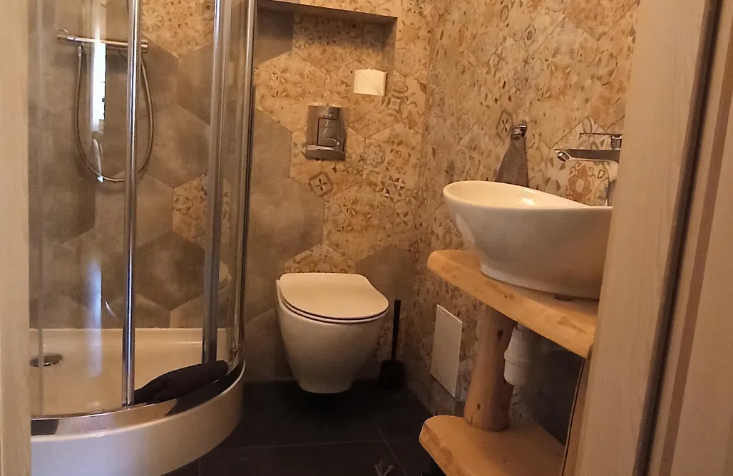 AlohaCamp Chata Barwinek 1