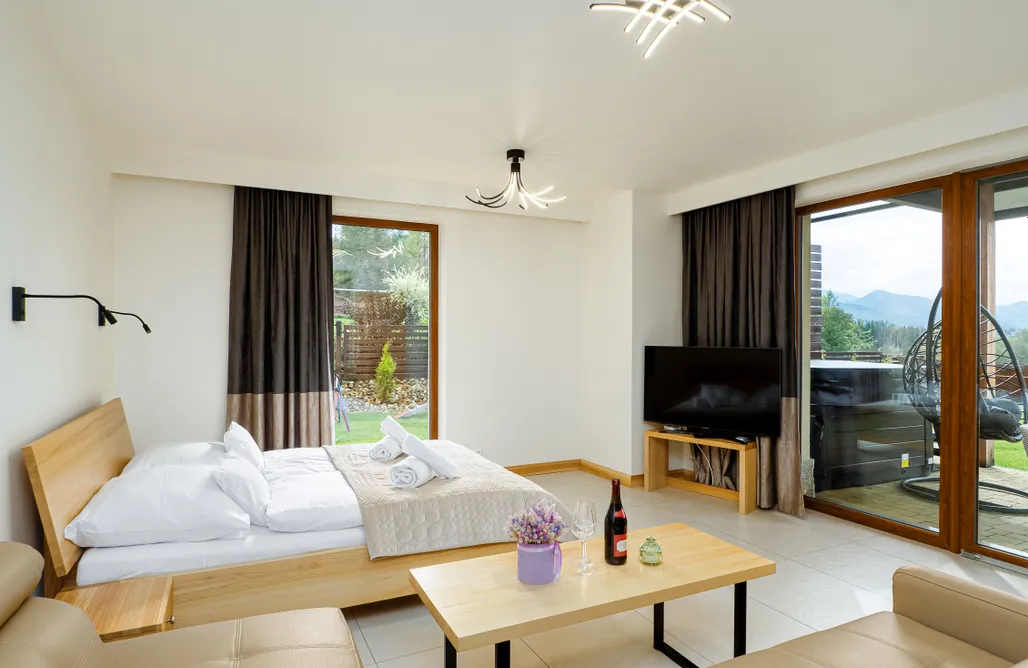 AlohaCamp Ap.4 z jacuzzi na wyłączność i widokiem na góry 3