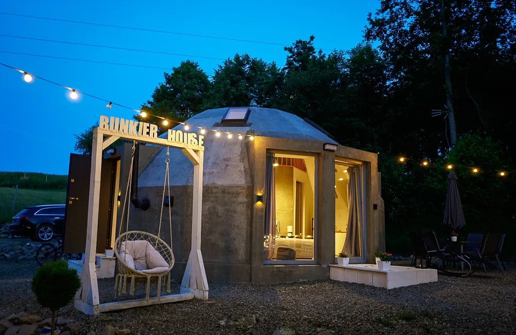 Bunkier House Bastion AlohaCamp