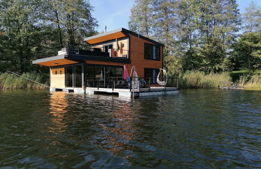 Dom na Wodzie AlohaCamp