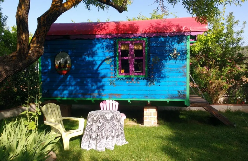 alojamientos AlohaCamp The Nomad Xperience - Gypsy Wagon 2