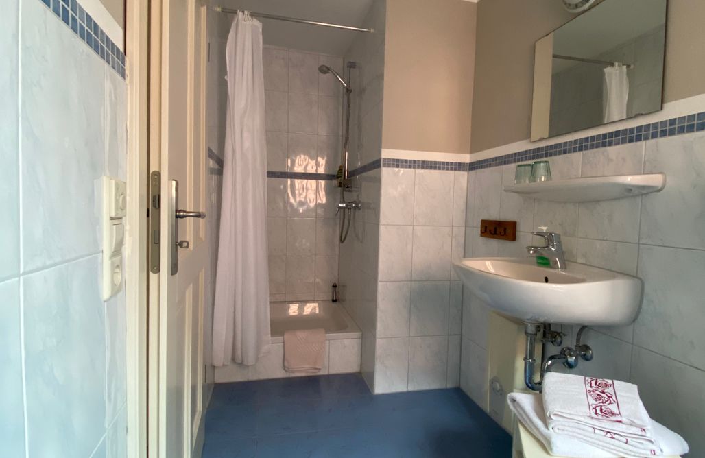 AlohaCamp Doppelzimmer Nr. 15 1