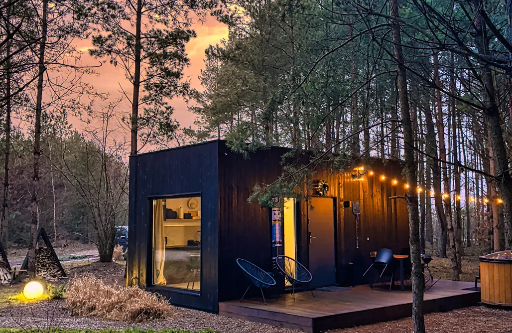 Domek W Lesie Nad Jeziorem W lesie 2