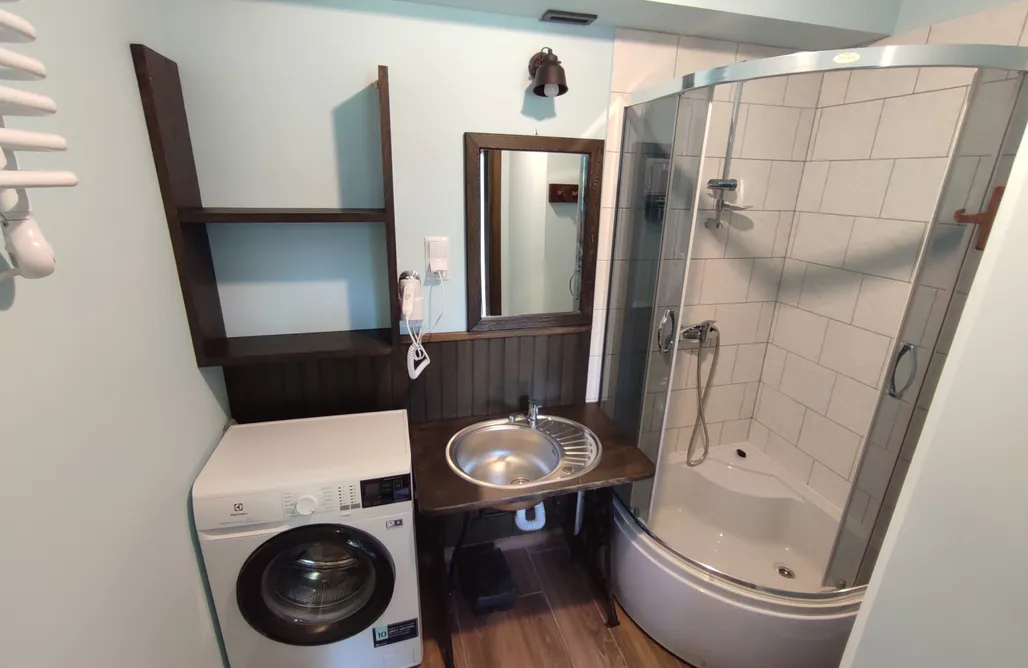 AlohaCamp Starodawna Chata - pokój numer 1, prywatny 1