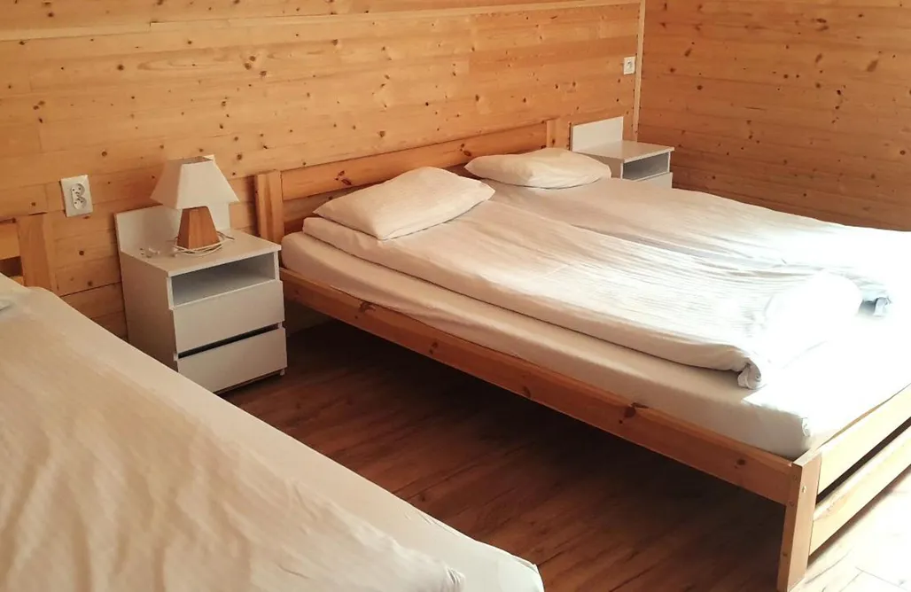 AlohaCamp Chalet dwie sypialnie 4