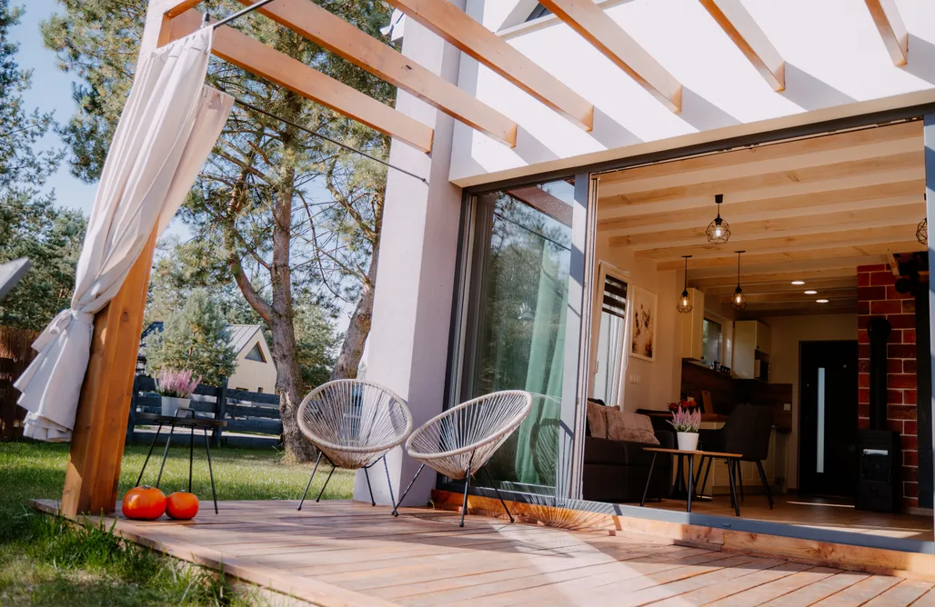 Fajne Miejsca na Wakacje w Polsce Osada pod Gwiazdami Łasko Jeziora & SPA sauna balia bania kajaki plaża 1