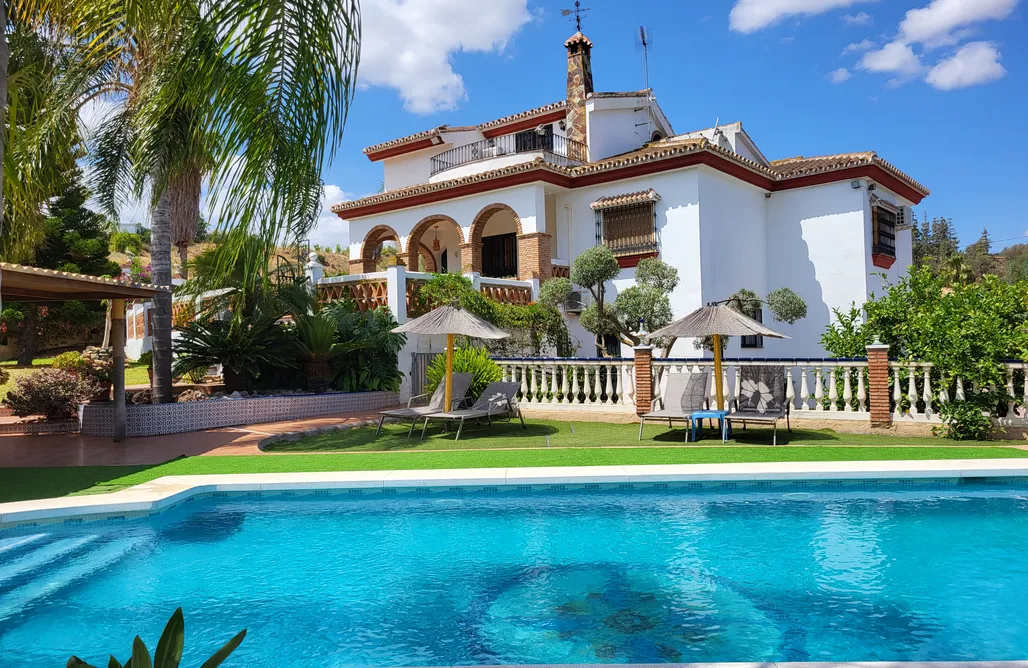 Alojamiento en Rincón de la Victoria El paraíso tropical en Málaga 2