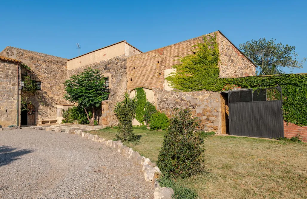 alojamientos AlohaCamp Masía Cal Robusto 4