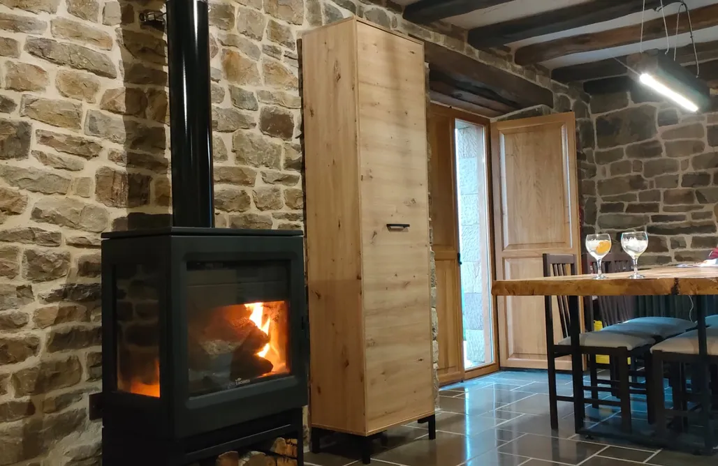 AlohaCamp accommodation Villa Brenagudina - Cabaña Pasiega con piscina climatizada 5