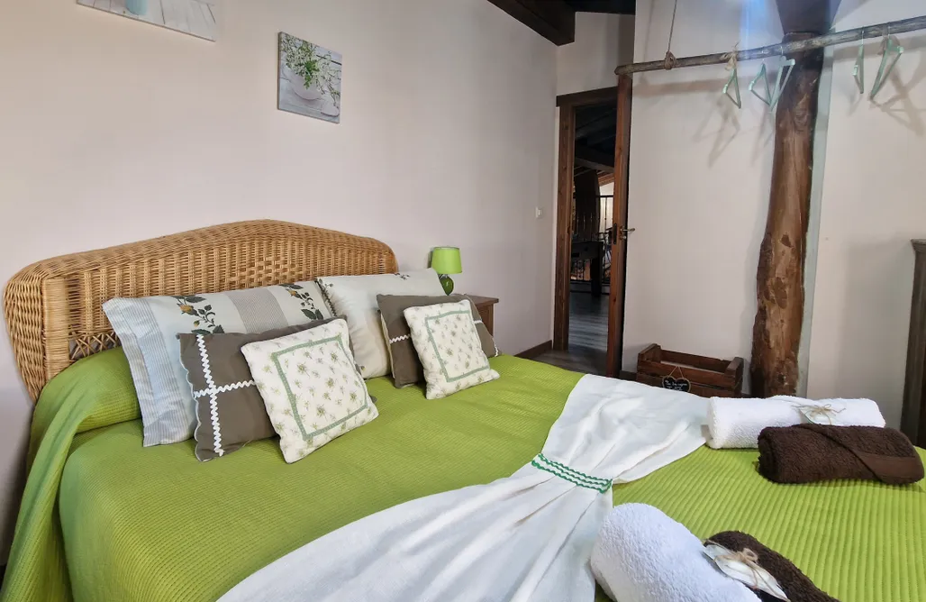 Hoteles Con Jacuzzi Madrid Casa rural La Cantina 1