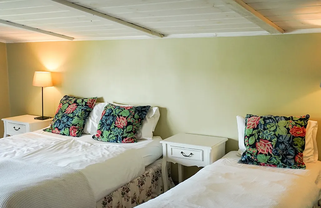 AlohaCamp Pokój trzyosobowy z widokiem na jezioro 3