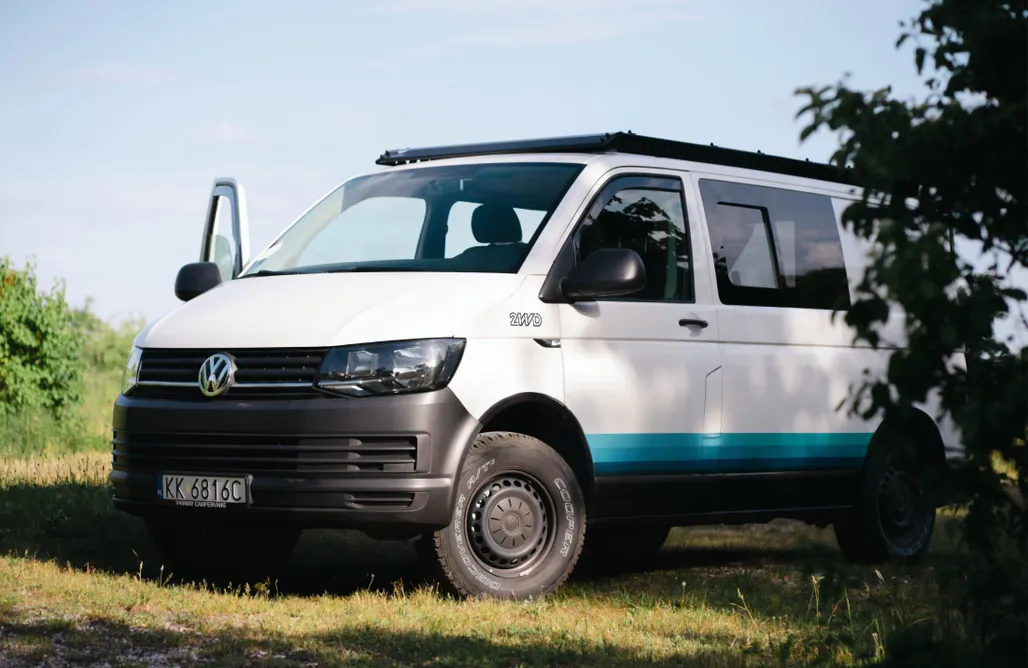 Campervan - Leon AlohaCamp
