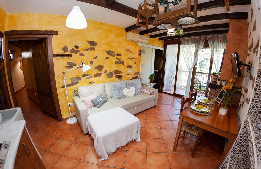 Alojamiento en Albox La Casa al Revés 1