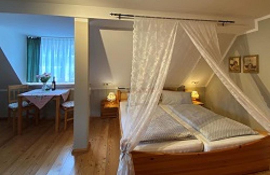 AlohaCamp Großes Doppelzimmer Nr.24 4