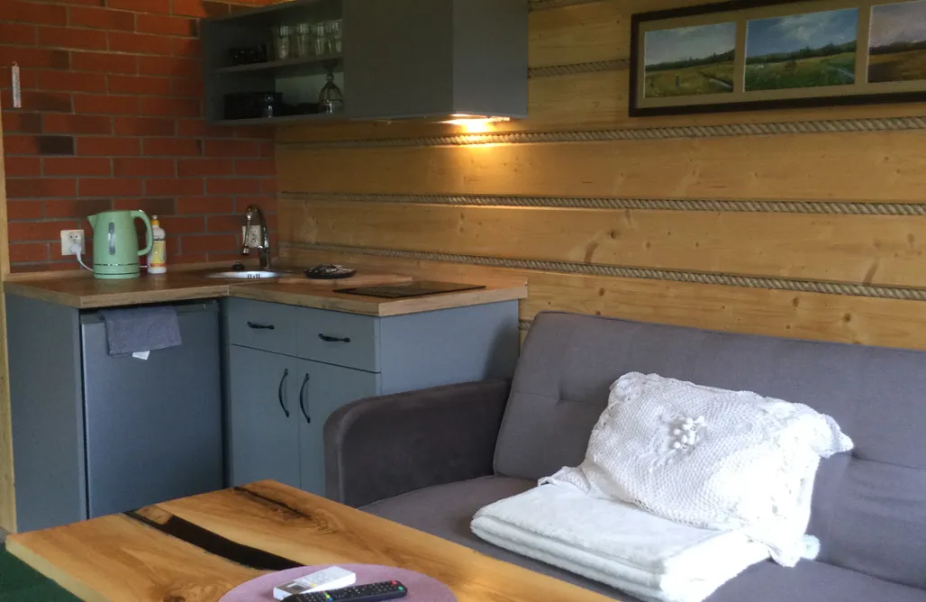 AlohaCamp Domek drewniany apartament Stasia 3