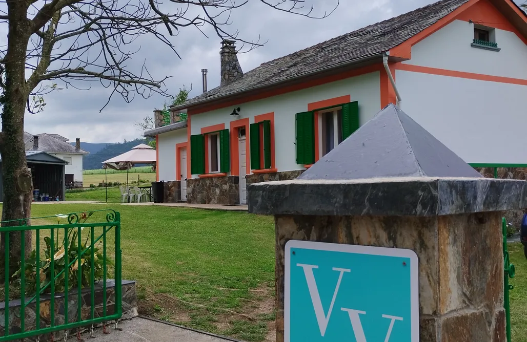 alojamientos AlohaCamp Los Ojos de Bel  5