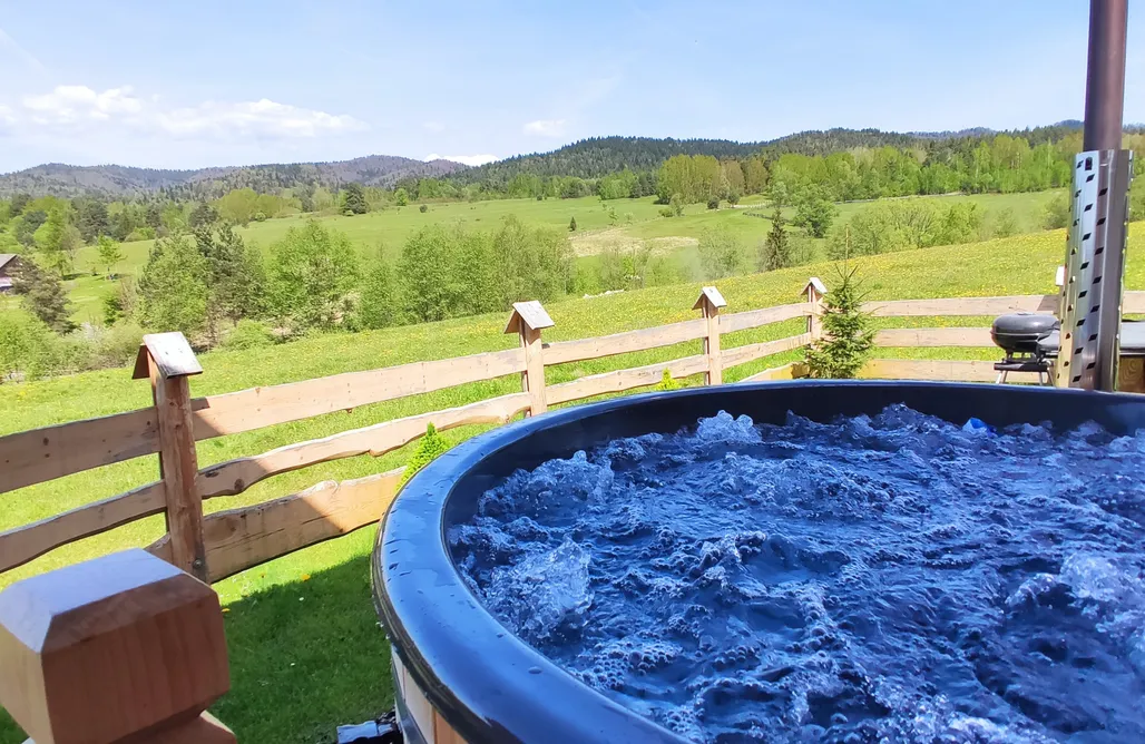 noclegi AlohaCamp Góralskie Domki na Podhalu z Jacuzzi  4
